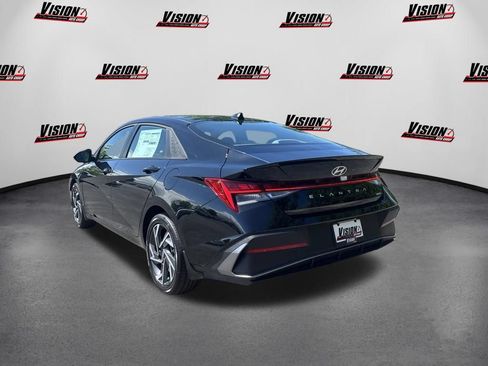 New 2025 Hyundai Elantra SEL FWD image 7