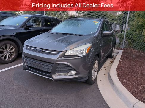 Used 2014 Ford Escape SE w/ Equipment Group 201A AWD/4WD image 3