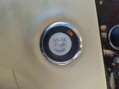 Used 2017 INFINITI QX50 2WD w/ Premium Plus Package image 60