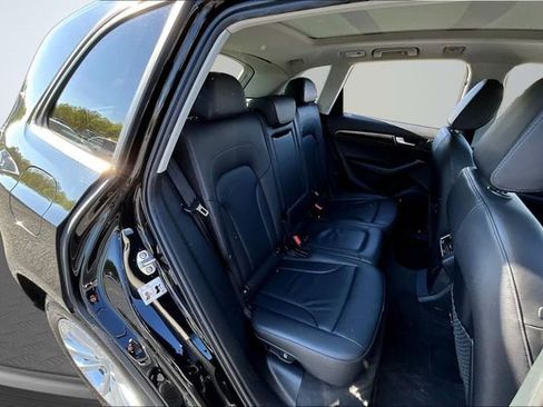 Used 2016 Audi Q5 2.0T Premium Plus w/ Premium Plus Package image 23