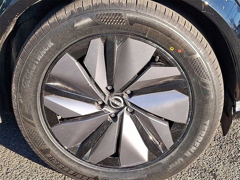 Used 2024 Nissan Ariya FWD image 9