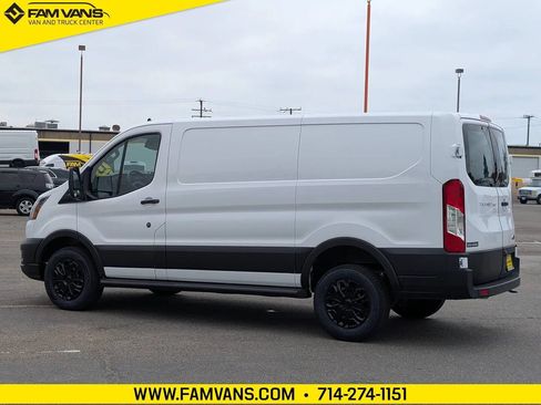 Used 2025 Ford Transit 250 Low Roof w/ Exterior Upgrade Package RWD image 5