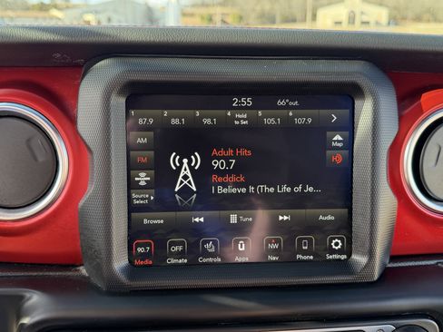 Used 2022 Jeep Gladiator Rubicon w/ LED Lighting Group image 25