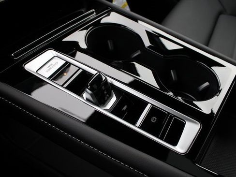 New 2025 Volkswagen Atlas Cross Sport SEL R-Line image 9