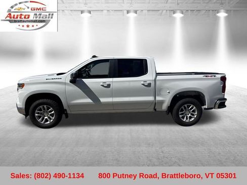 Used 2025 Chevrolet Silverado 1500 LT AWD/4WD image 2
