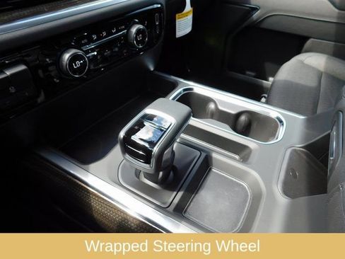 Used 2025 Chevrolet Silverado 1500 LT w/ Convenience Package II image 27