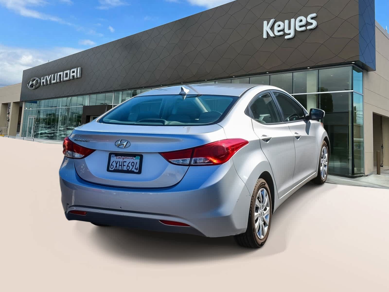 Used 2013 Hyundai Elantra GLS FWD image 4