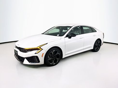 Used 2025 Kia K5 GT-Line image 3