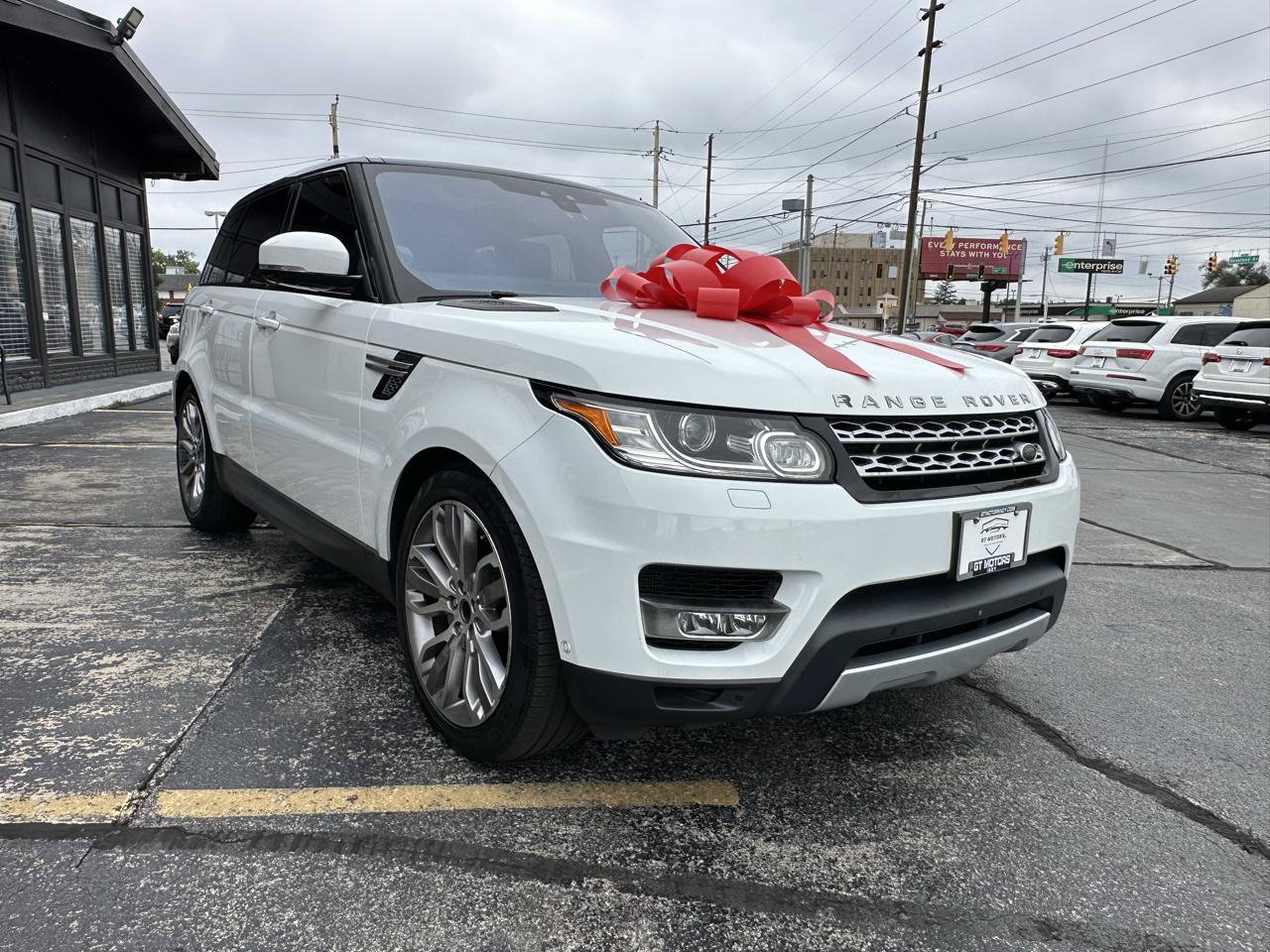 Used 2017 Land Rover Range Rover Sport HSE AWD/4WD image 3