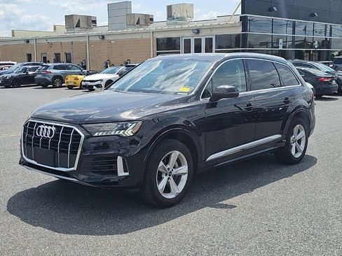 Certified 2023 Audi Q7 3.0T Premium AWD/4WD image 9