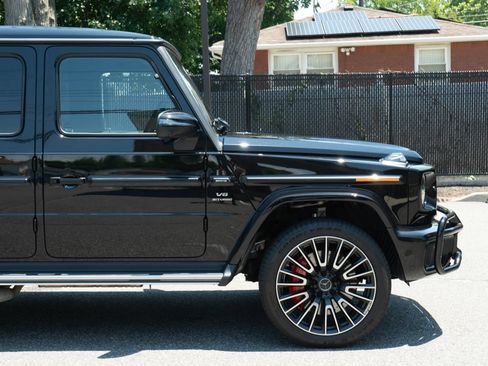 Used 2025 Mercedes-Benz G 63 AMG 4MATIC image 35