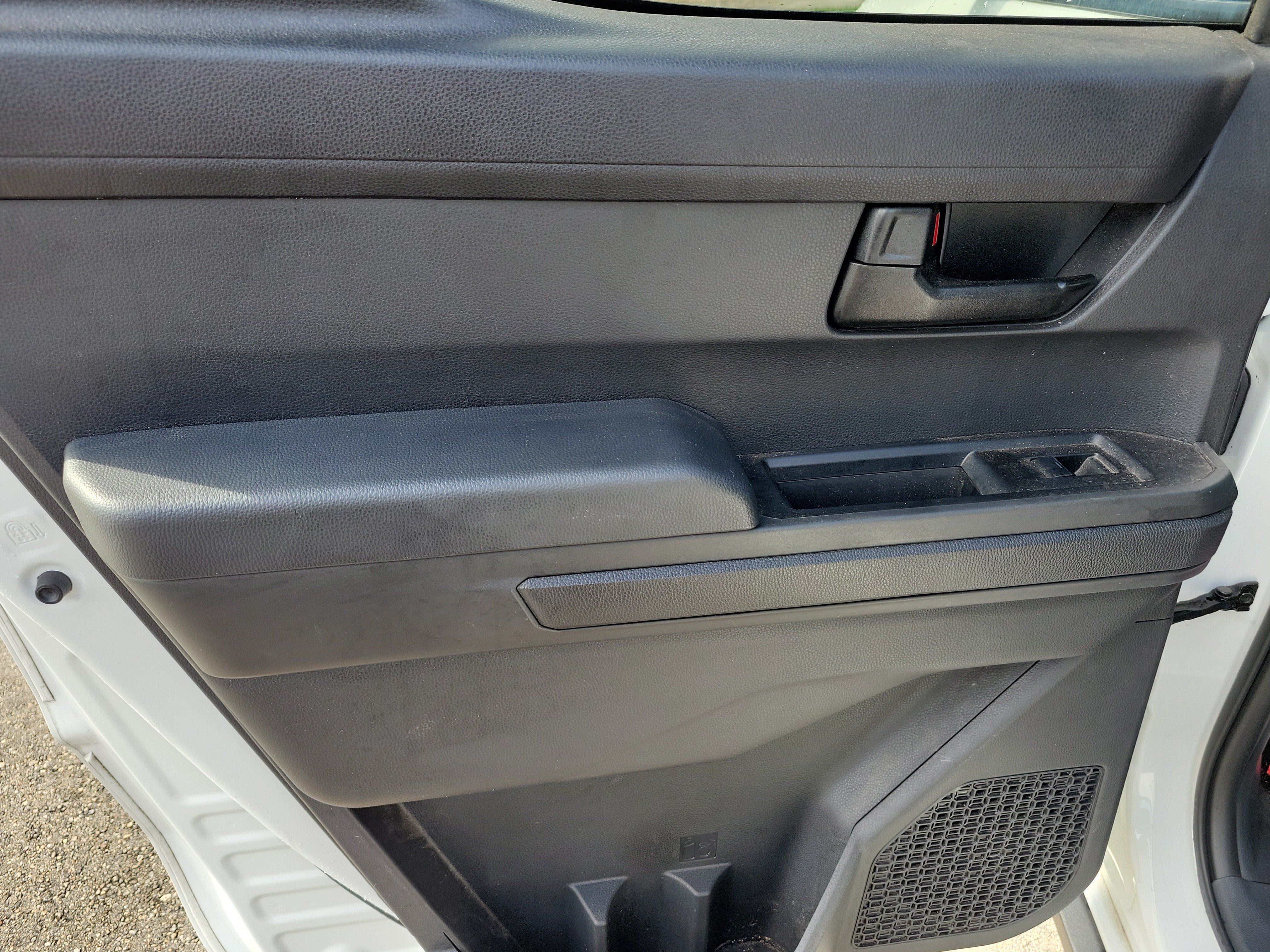 Used 2024 Toyota Tacoma SR5 RWD image 10