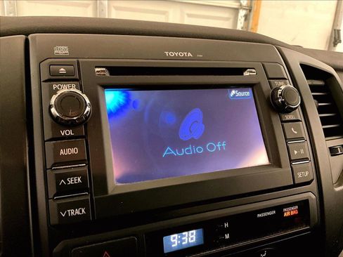 Used 2013 Toyota Tacoma 4x4 Regular Cab image 20