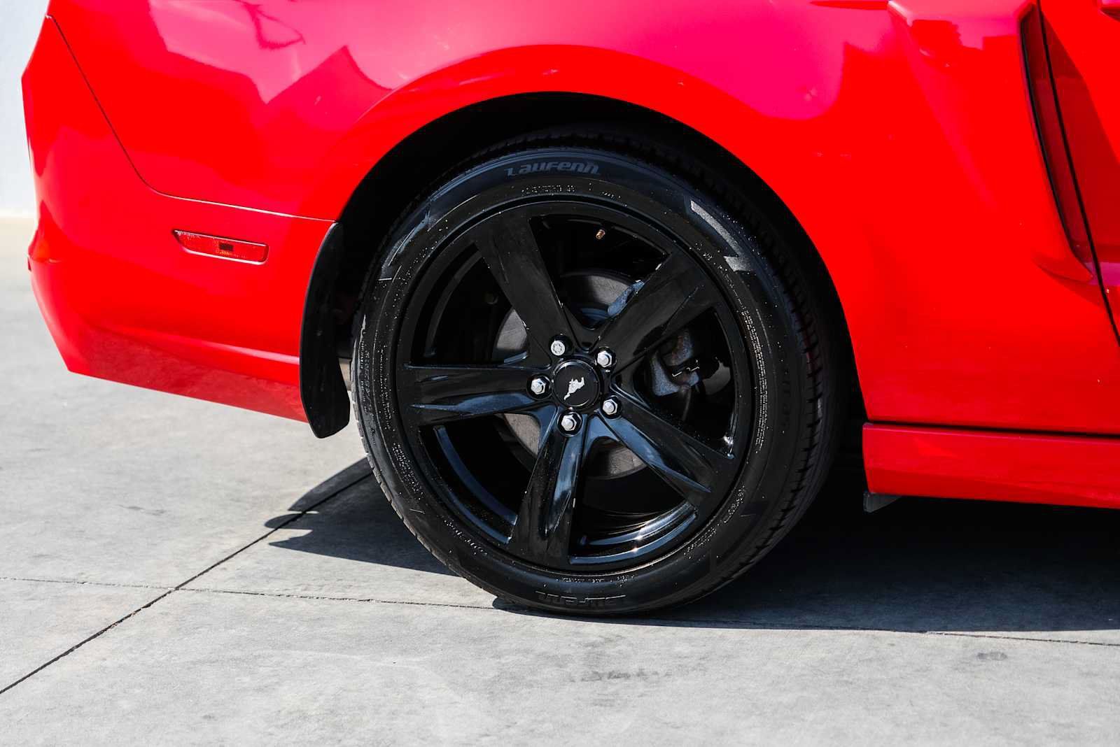 Used 2014 Ford Mustang GT Premium w/ Electronics Package RWD image 8