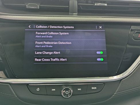 Used 2022 Buick Encore GX Select w/ Sport Touring Package FWD image 32