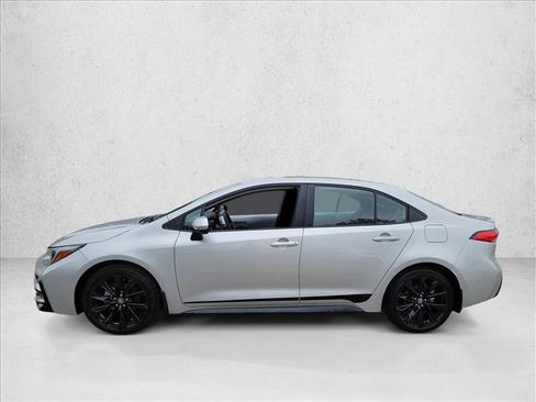 Used 2026 Toyota Corolla SE FWD image 8