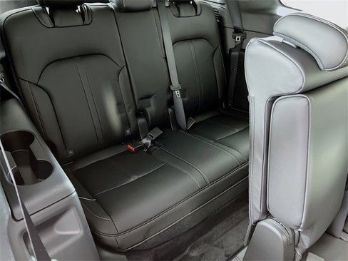 Used 2026 MAZDA CX-90 3.3 Turbo w/ Preferred Package image 24