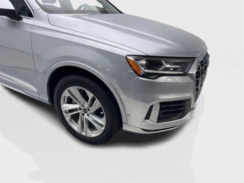 Used 2021 Audi Q7 2.0T Premium w/ Convenience Package image 19