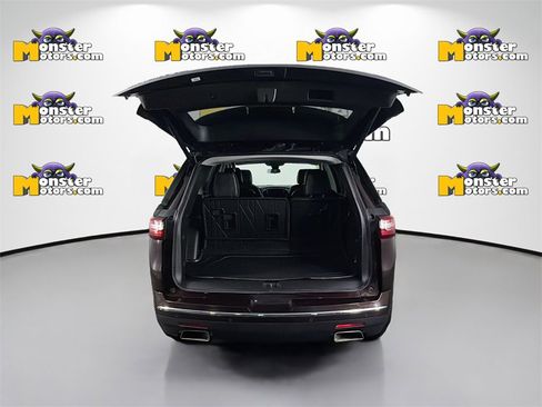 Used 2020 Chevrolet Traverse High Country image 25
