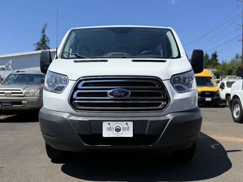 Used 2017 Ford Transit 350 XLT RWD image 10
