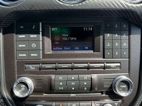 Used 2017 Ford Mustang Coupe RWD image 19