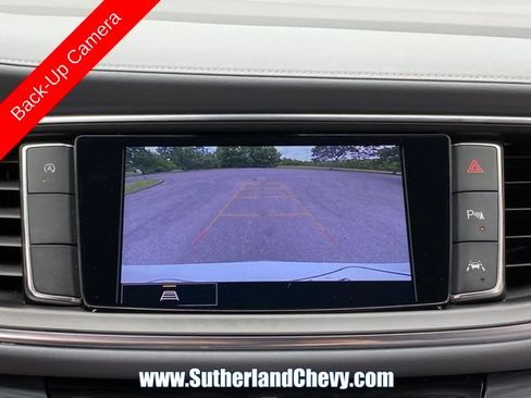 Used 2024 Buick Enclave Essence FWD image 30