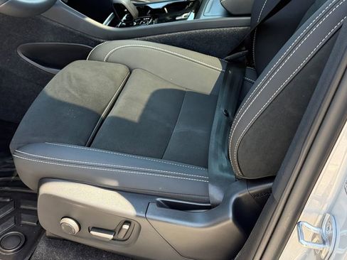 Certified 2023 Volvo C40 P8 Recharge Plus AWD/4WD image 25
