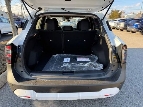 New 2026 Nissan Kicks SV w/ SV Premium Package image 19