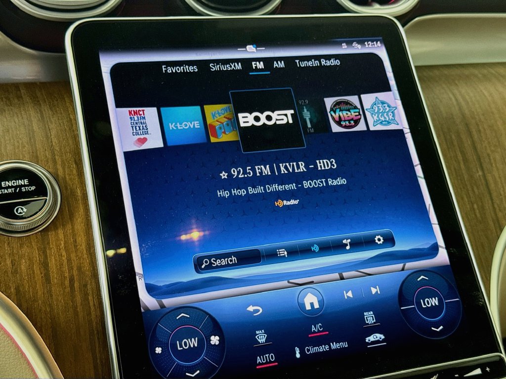 Used 2023 Mercedes-Benz GLC 300 4MATIC image 14