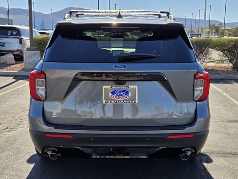 Certified 2022 Ford Explorer ST-Line w/ Class IV Trailer Tow Package image 5