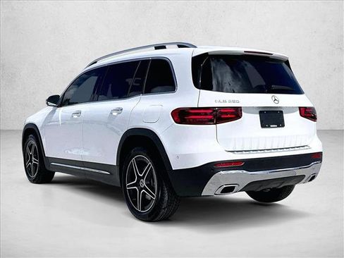 New 2026 Mercedes-Benz GLB 250 image 3