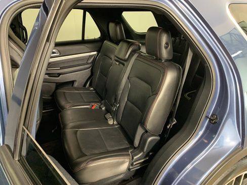 Used 2018 Ford Explorer Sport image 33