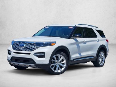 Certified 2024 Ford Explorer Platinum w/ Technology Package