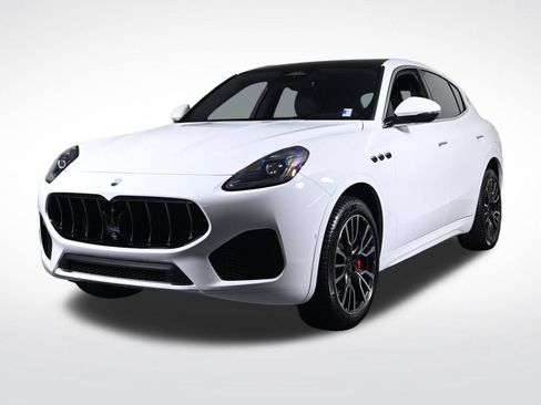 Used 2025 Maserati Grecale Modena AWD/4WD image 1