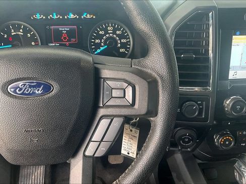 Used 2016 Ford F150 XLT w/ Equipment Group 302A Luxury RWD image 17