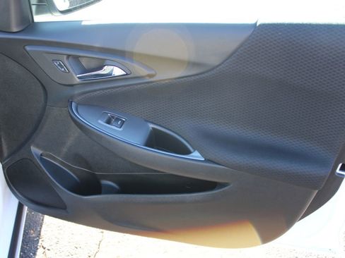 Used 2024 Chevrolet Malibu LT image 22