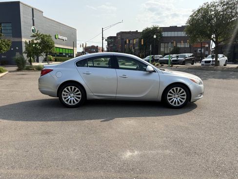 Used 2012 Buick Regal Leather FWD image 7