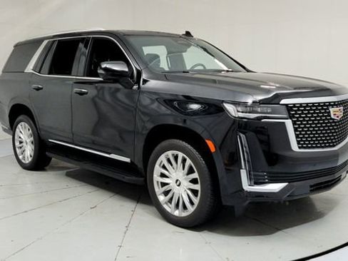 Certified 2023 Cadillac Escalade Premium Luxury w/ LPO, Floor Liner Package image 7