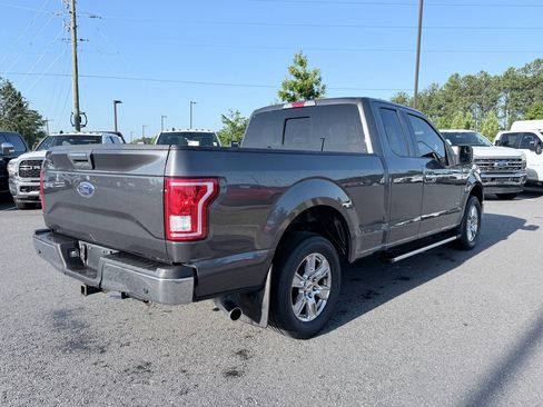 Used 2017 Ford F150 XLT w/ Equipment Group 302A Luxury RWD image 6