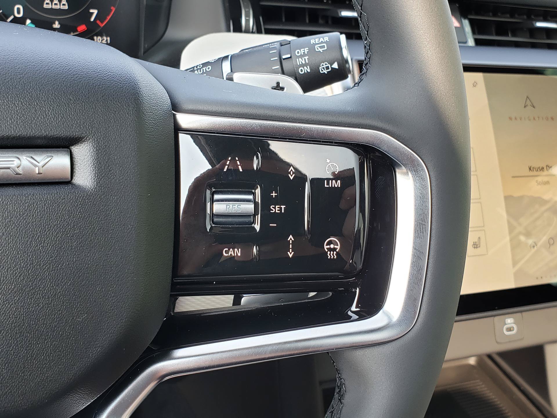 New 2026 Land Rover Discovery Sport Landmark AWD/4WD image 23