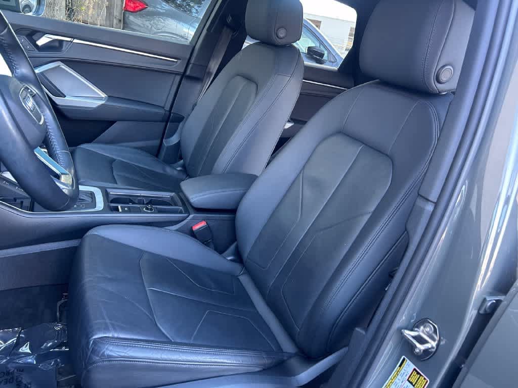 Used 2020 Audi Q3 2.0T Premium Plus w/ Premium Plus Package AWD/4WD image 11
