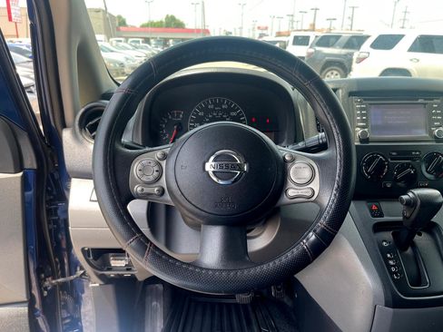 Used 2014 Nissan NV200 SV w/ Technology Package image 13
