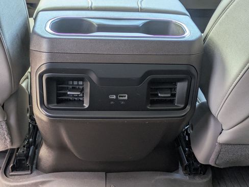 Used 2024 Chevrolet Silverado 1500 LT Trail Boss w/ Convenience Package II AWD/4WD image 24
