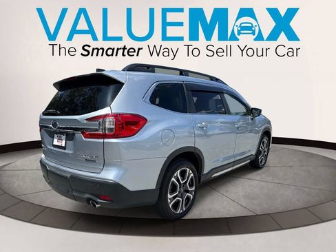 Used 2024 Subaru Ascent Limited AWD/4WD image 3