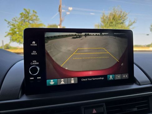 Used 2023 Honda Pilot Touring image 29