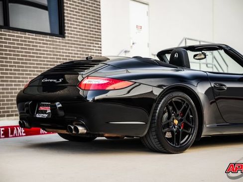 Used 2009 Porsche 911 Carrera S RWD image 41