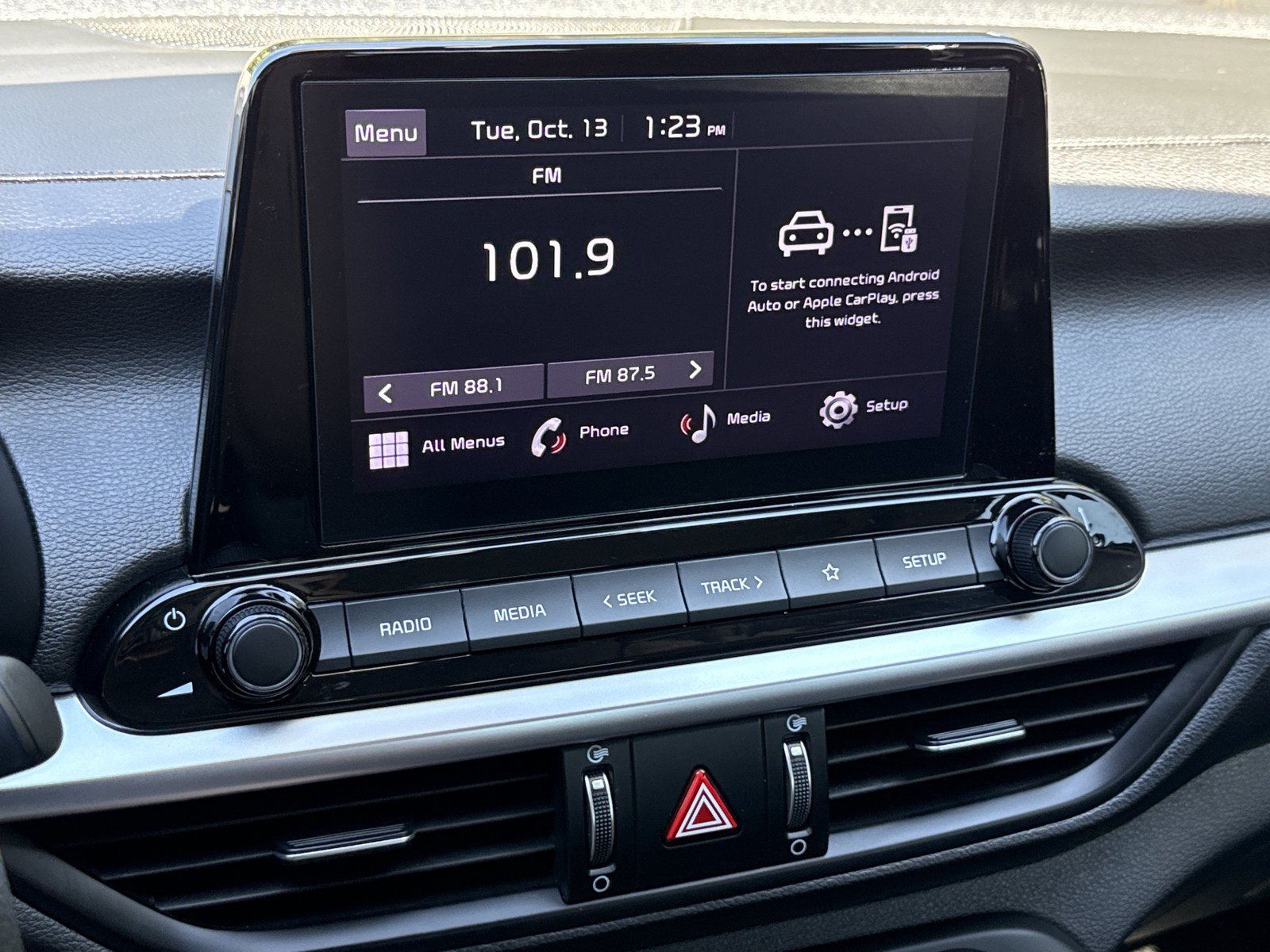 Used 2023 Kia Forte LXS FWD image 20