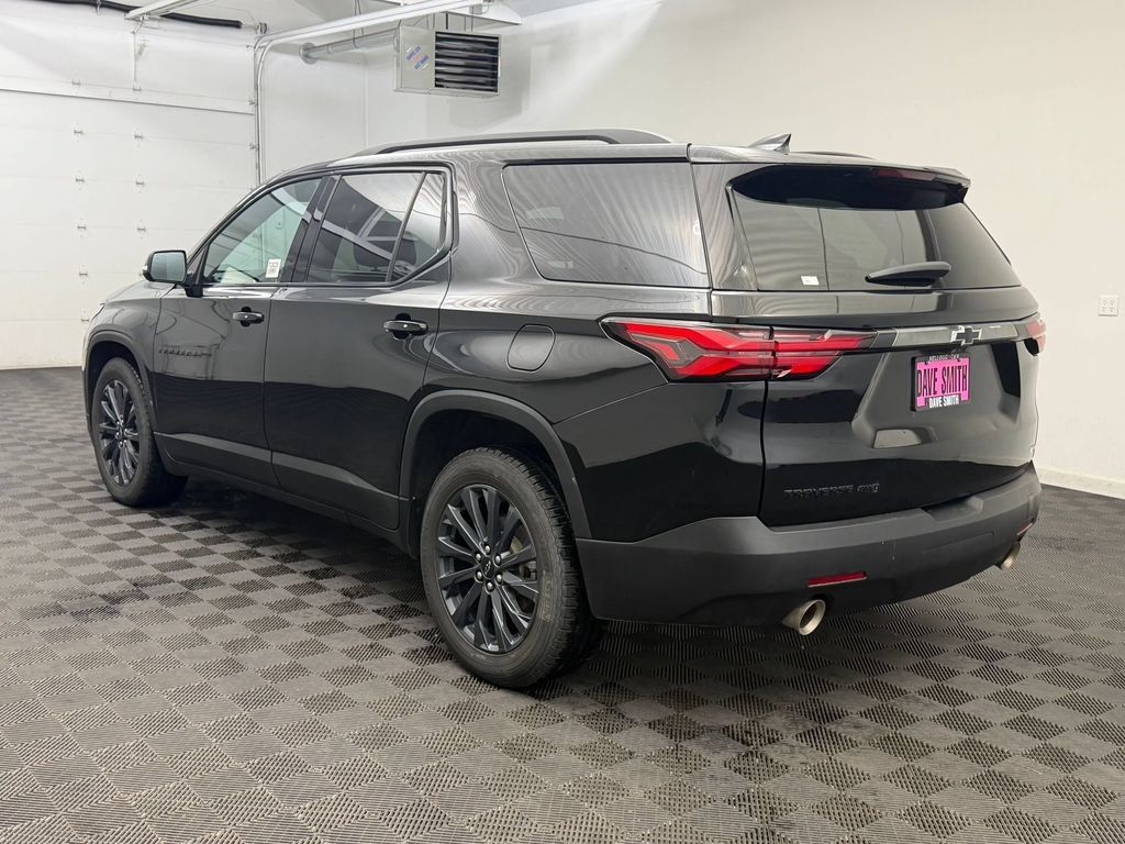 Used 2023 Chevrolet Traverse RS w/ LPO, Floor Liner Package AWD/4WD image 3
