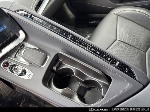 Used 2024 Chevrolet Corvette Stingray Preferred Cpe w/ Z51 Performance Package image 22