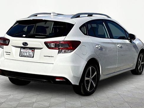 Used 2021 Subaru Impreza 2.0i Premium w/ Popular Package #2 AWD/4WD image 6